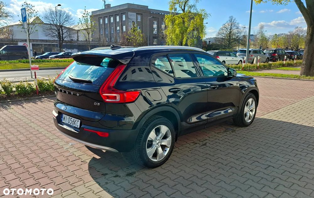 Volvo XC 40 D3 Momentum Pro - 4
