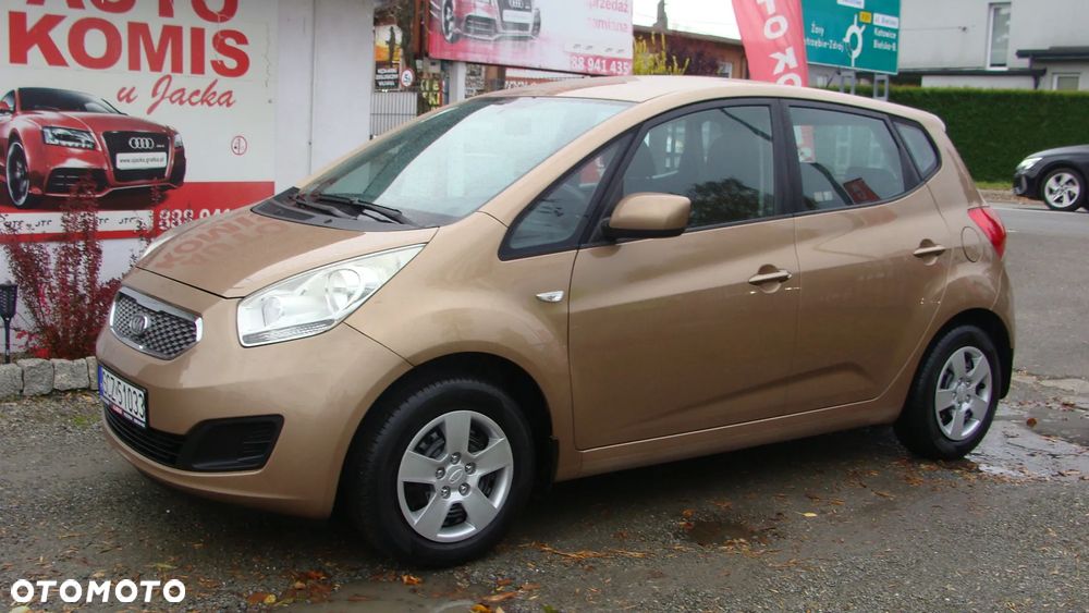 Kia Venga 1.4 L - 12
