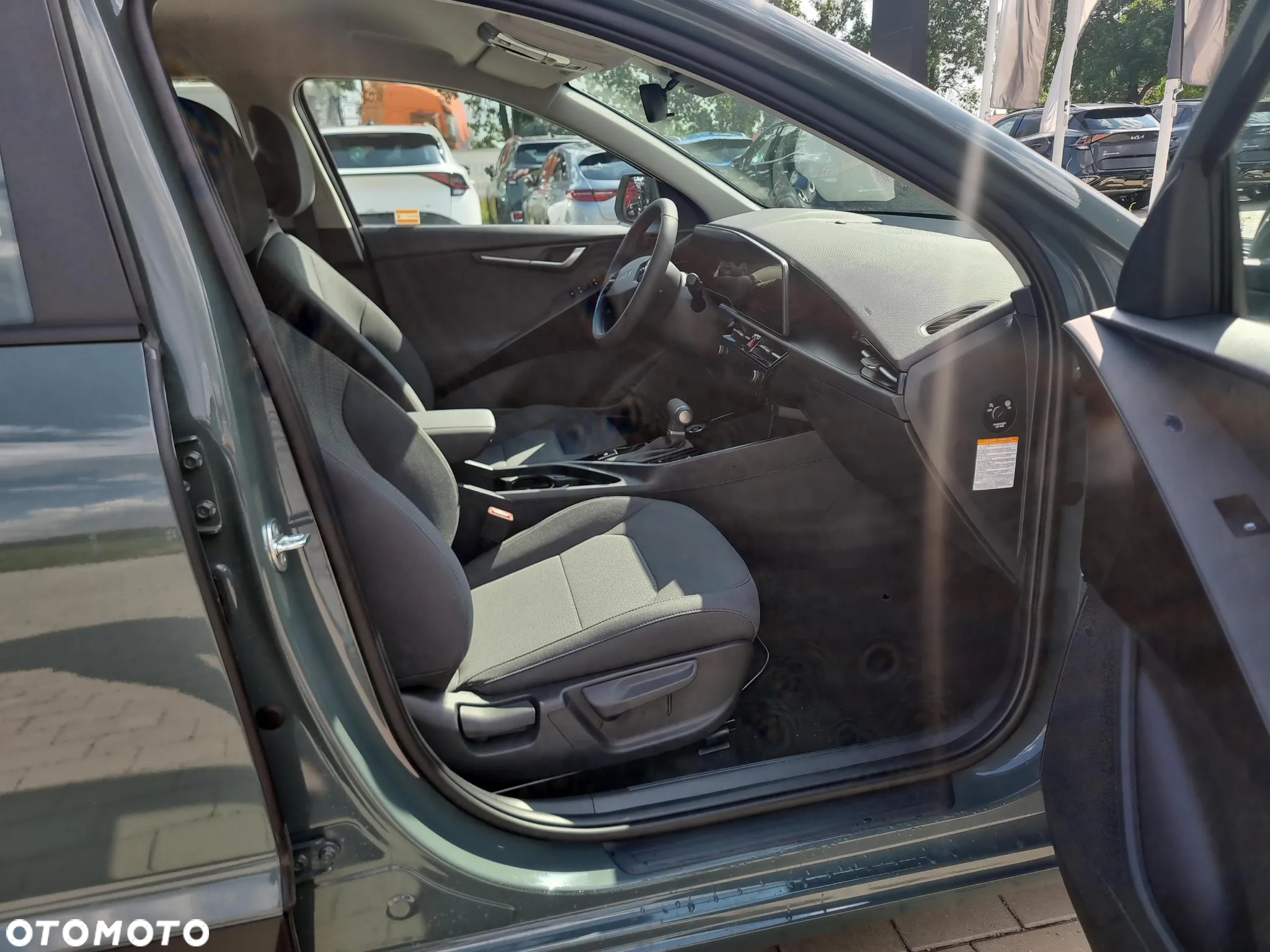 Kia Niro 1.6 GDI Hybrid M - 13