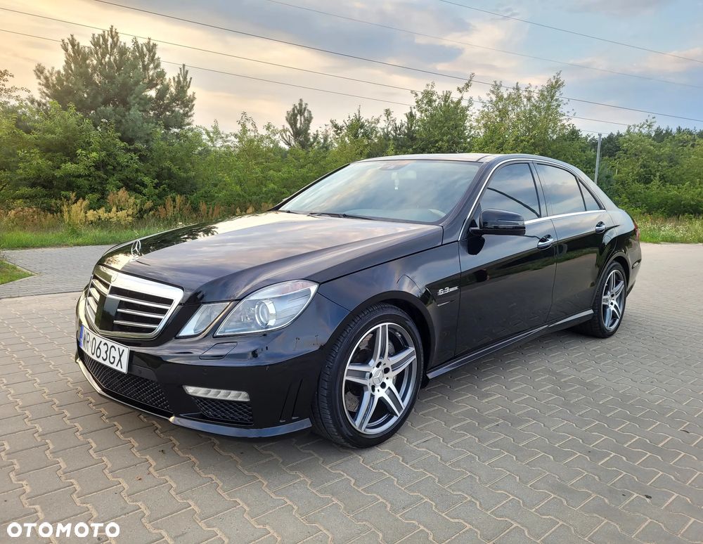 Mercedes-Benz Klasa E 63 AMG AMG Speedshift 7G-MCT - 2