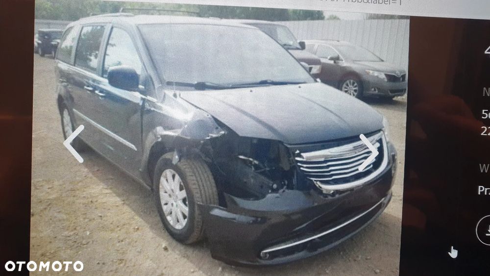 Chrysler Town & Country 3.6 Limited - 9