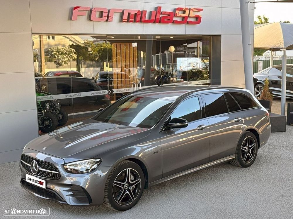 Mercedes-Benz E 300 de AMG Line - 1