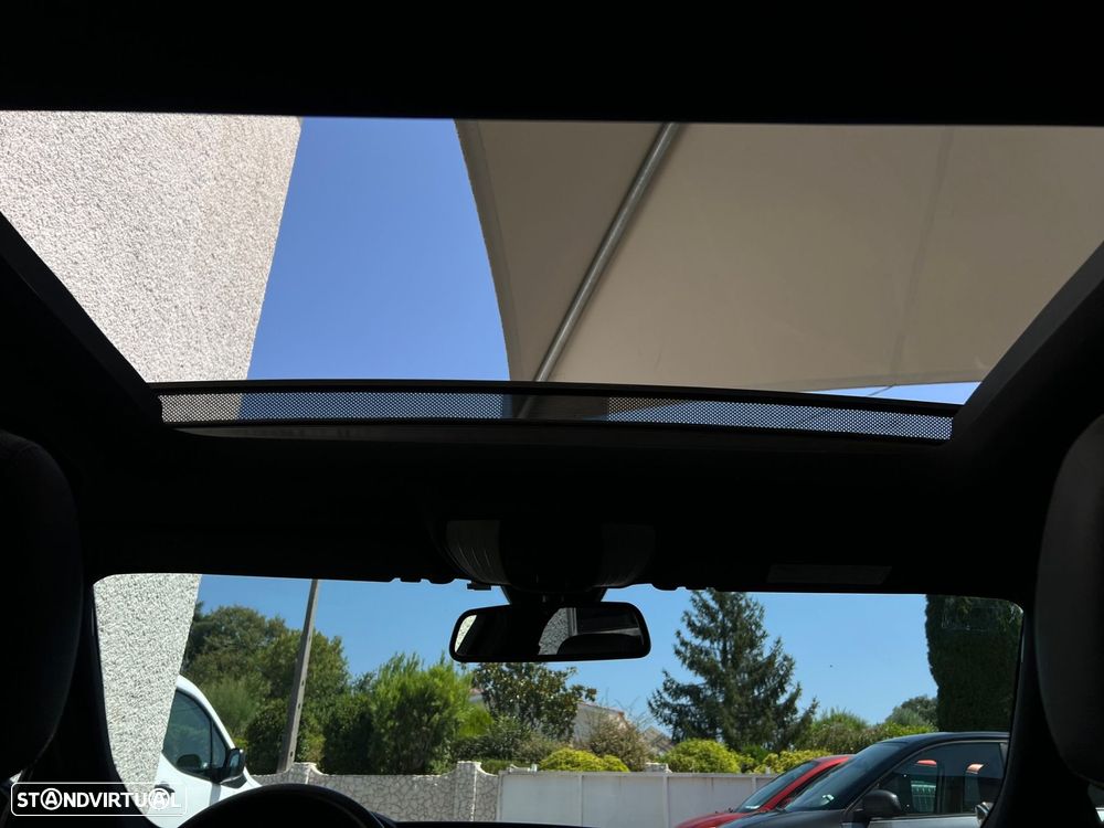 Mercedes-Benz E 250 CDi Avantgarde BE Auto. - 29