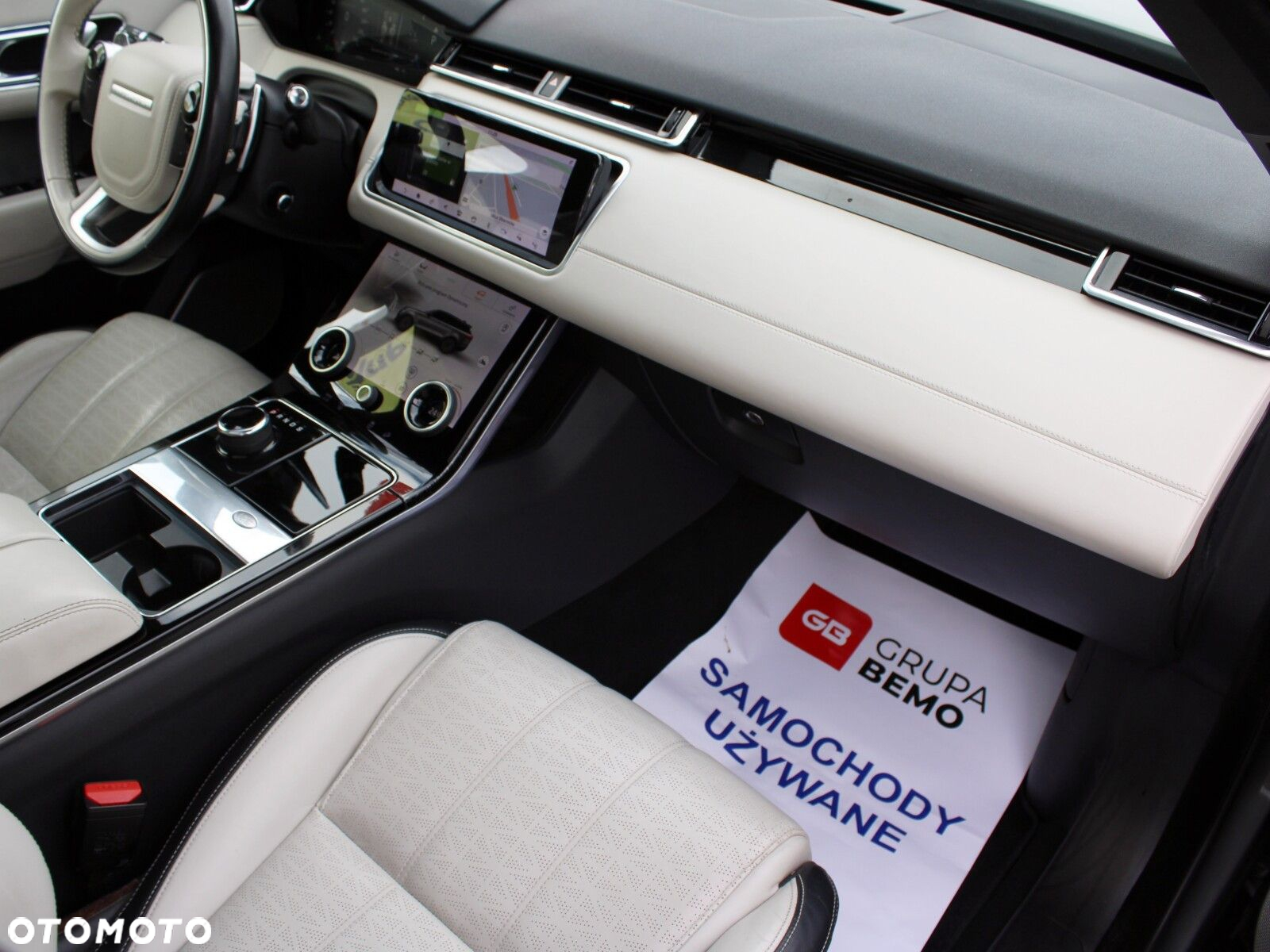 Land Rover Range Rover Velar 2.0 SD4 R-Dynamic - 22