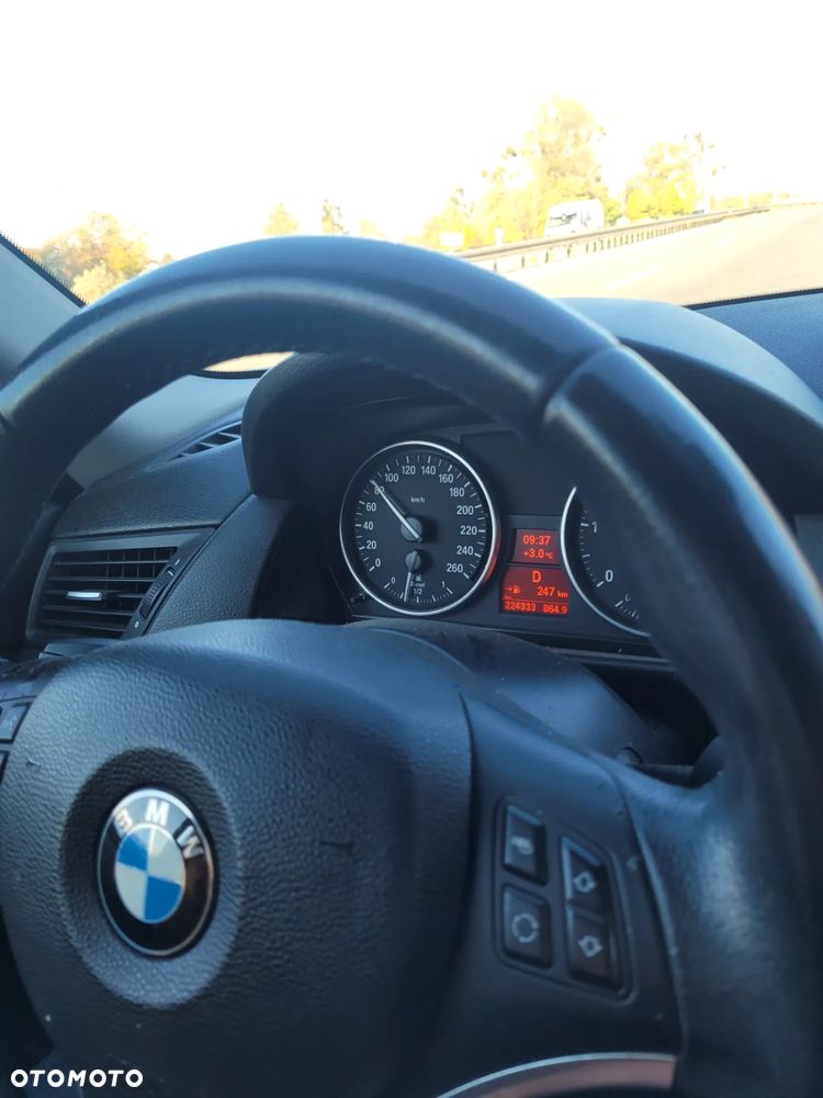 BMW X1 - 13