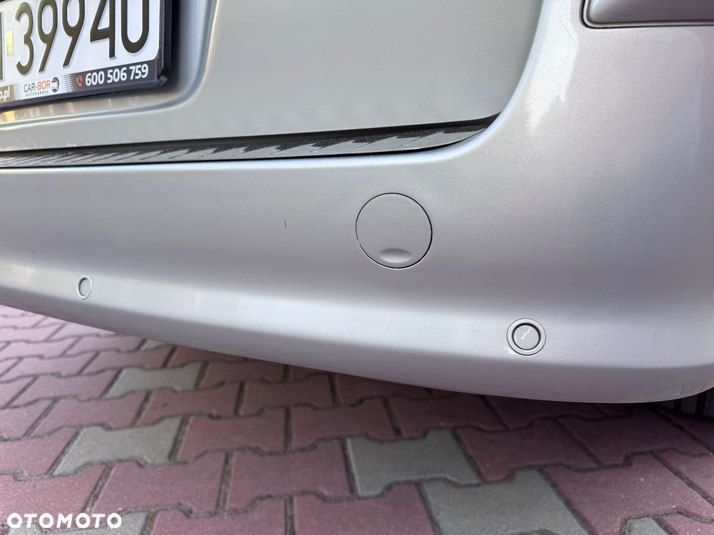 Opel Astra 2.0 Turbo Cosmo - 35