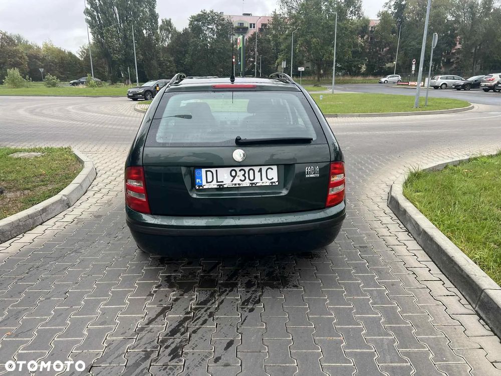 Skoda Fabia 1.4 16V Combi Elegance - 5
