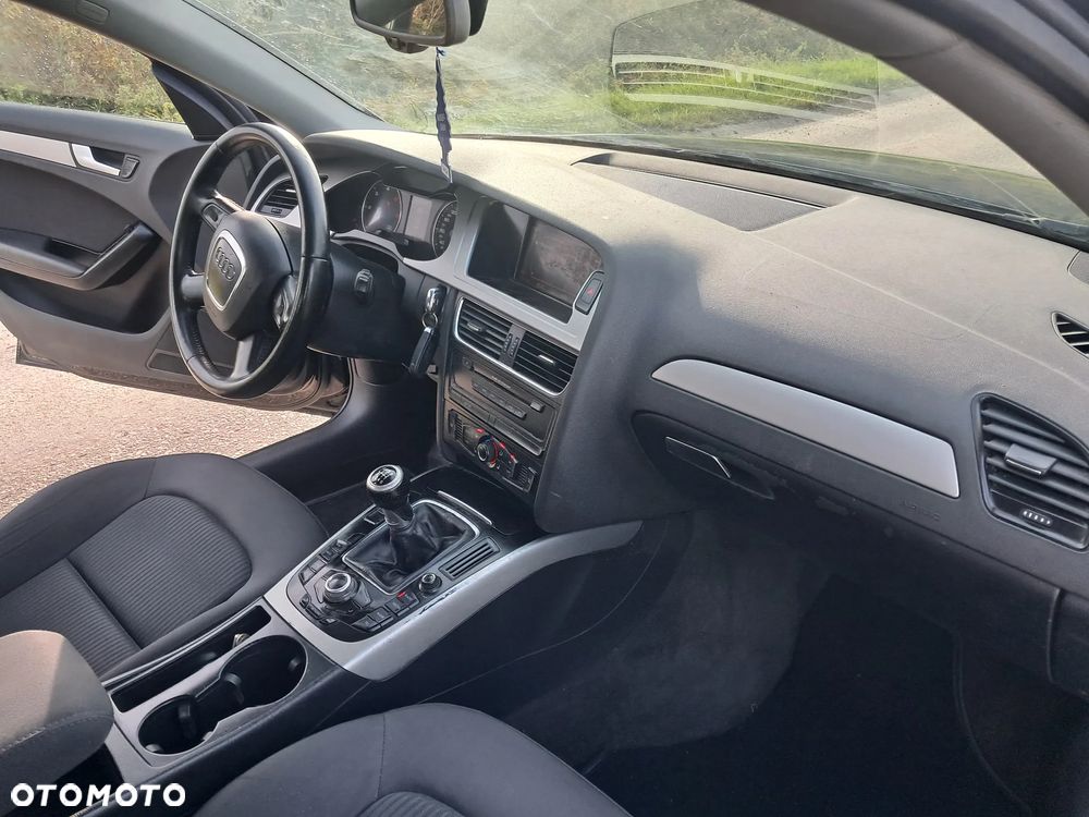 Audi A4 - 8