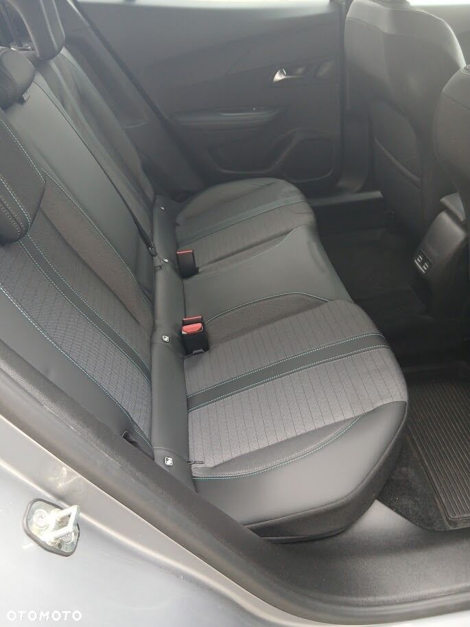 Peugeot 2008 - 32