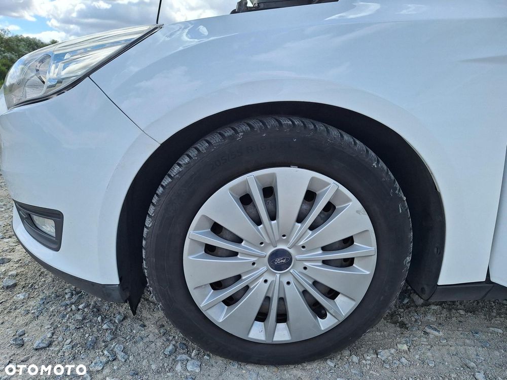 Ford Focus 1.5 TDCi Trend - 17