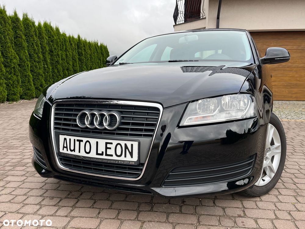 Audi A3 Sportback 1.6 Ambiente - 2