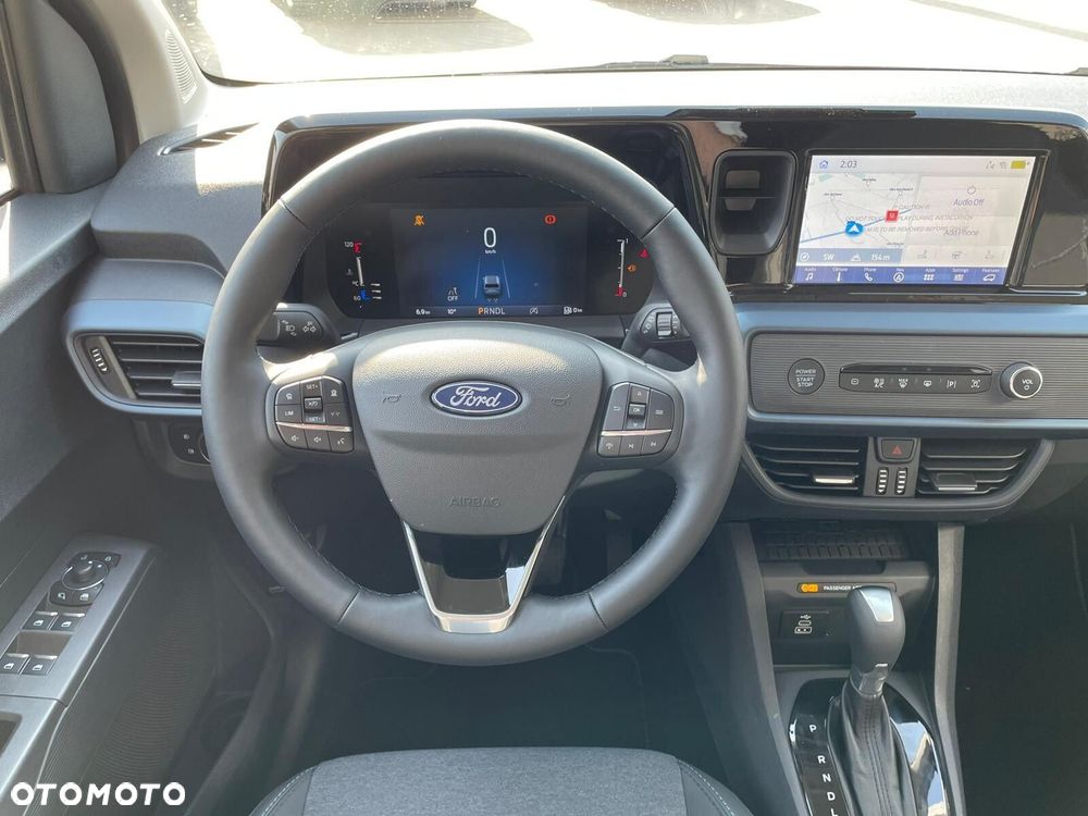 Ford Tourneo Courier - 26