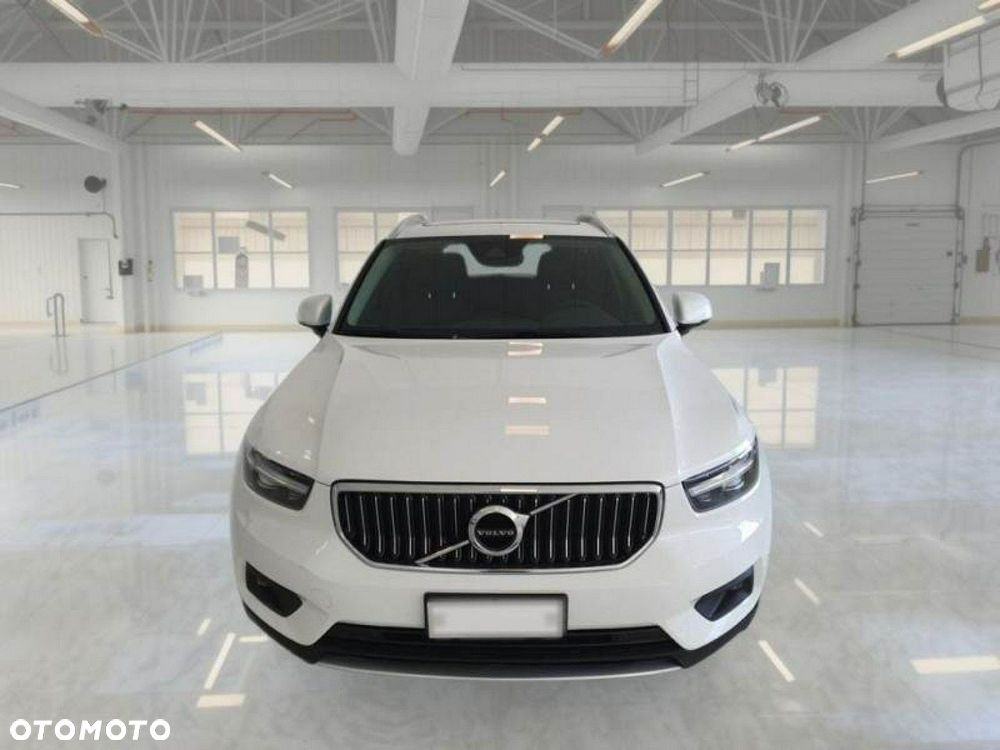Volvo XC 40 - 4
