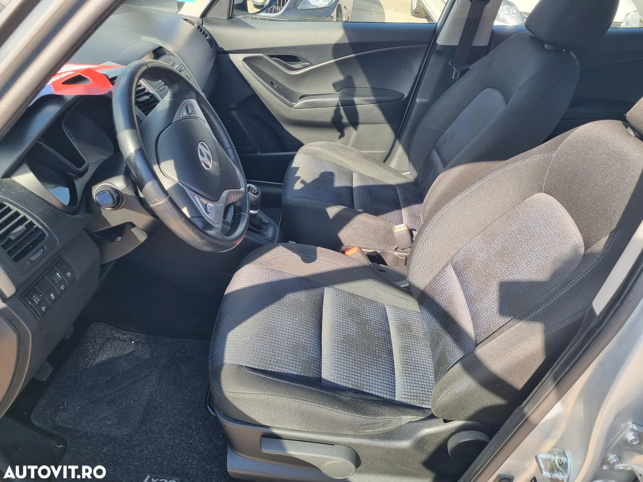 Hyundai ix20 1.4 CRDI blue Style - 11