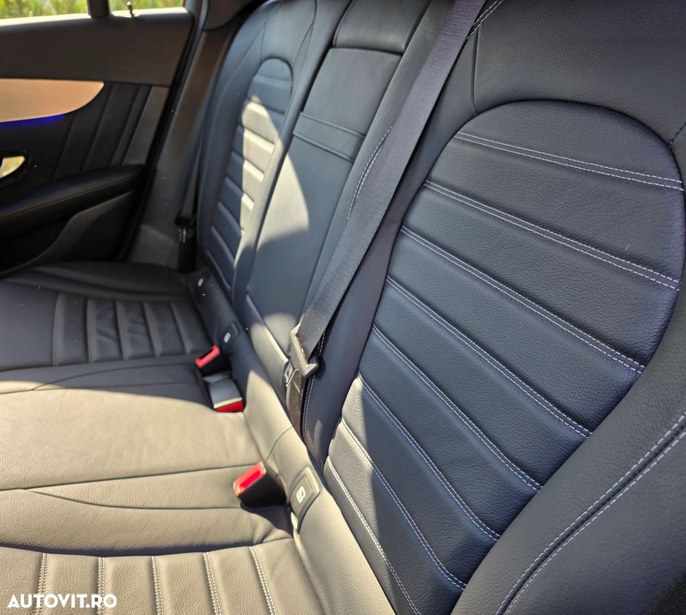 Mercedes-Benz GLC 220 d 4Matic 9G-TRONIC AMG Line - 18