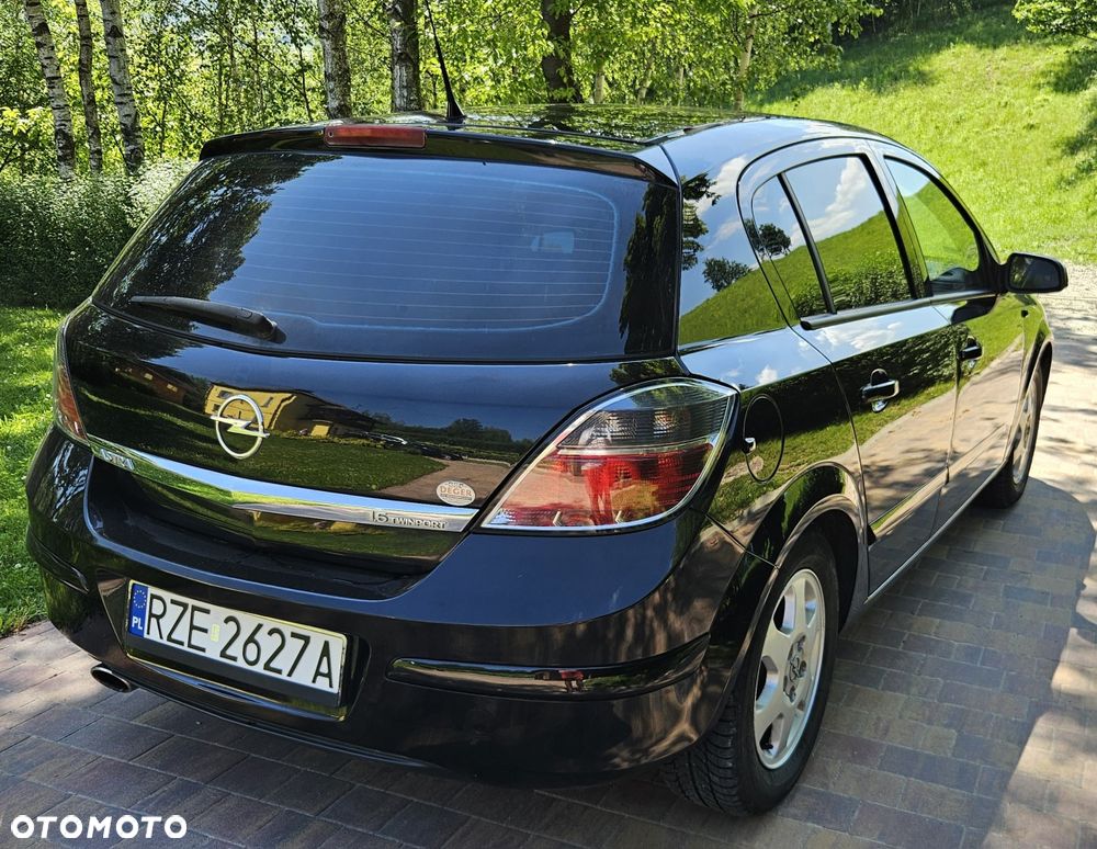 Opel Astra - 2