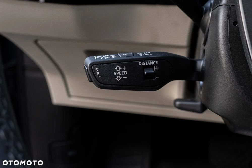 Audi Q8 e-tron 55 114kWh Quattro Advanced - 29