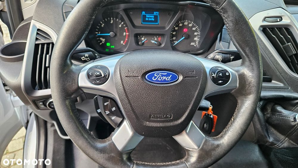 Ford Custom 2,0TDCI L2H1 Długi 194t.km. Pełen Serwis Ford Klima Webasto Hak Parktronik 2xDrzwi - 19