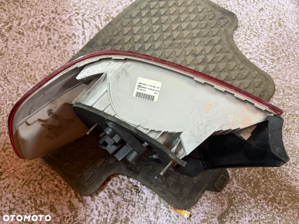 LAMPA PRAWY TYŁ BMW E92 63217174403 - 5