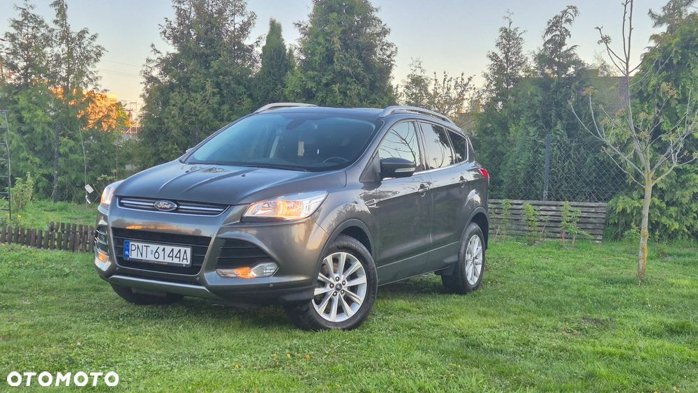 Ford Kuga 2.0 TDCi 2x4 Titanium - 5