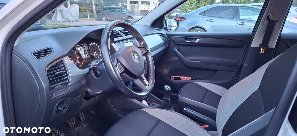 Skoda Fabia 1.2 TSI Ambition - 10