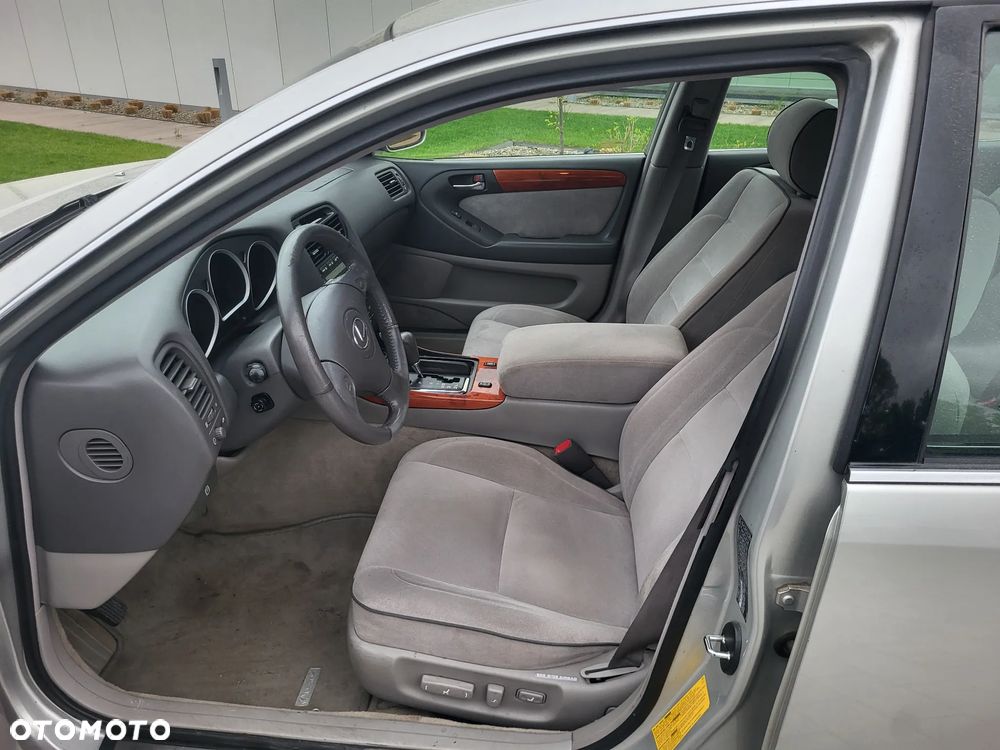 Lexus GS 300 - 9