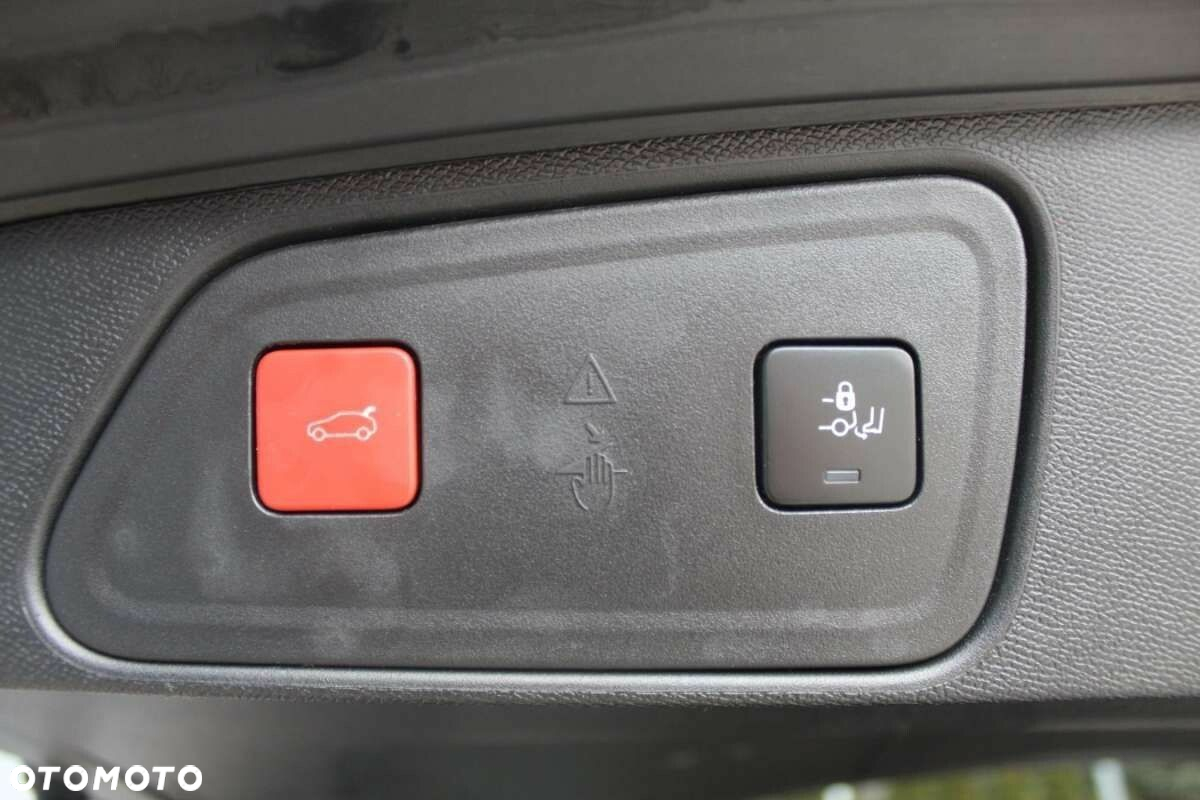 Peugeot 3008 - 16