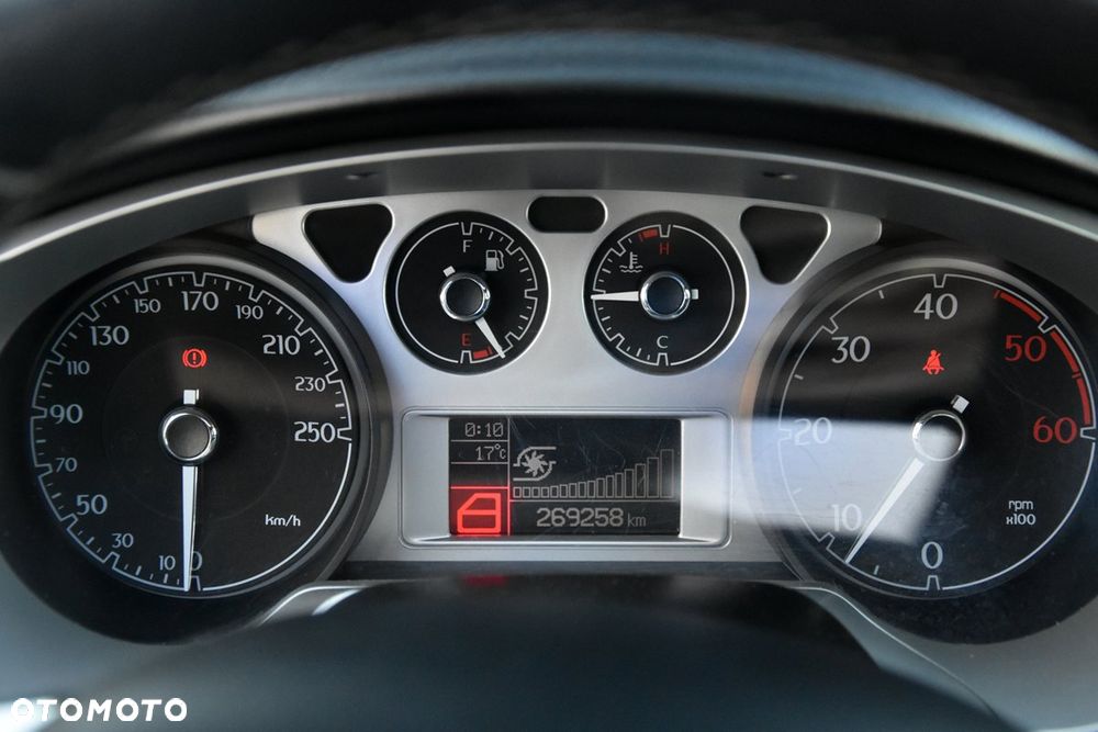 Lancia Delta 1.6 MultiJet 16v Gold - 32