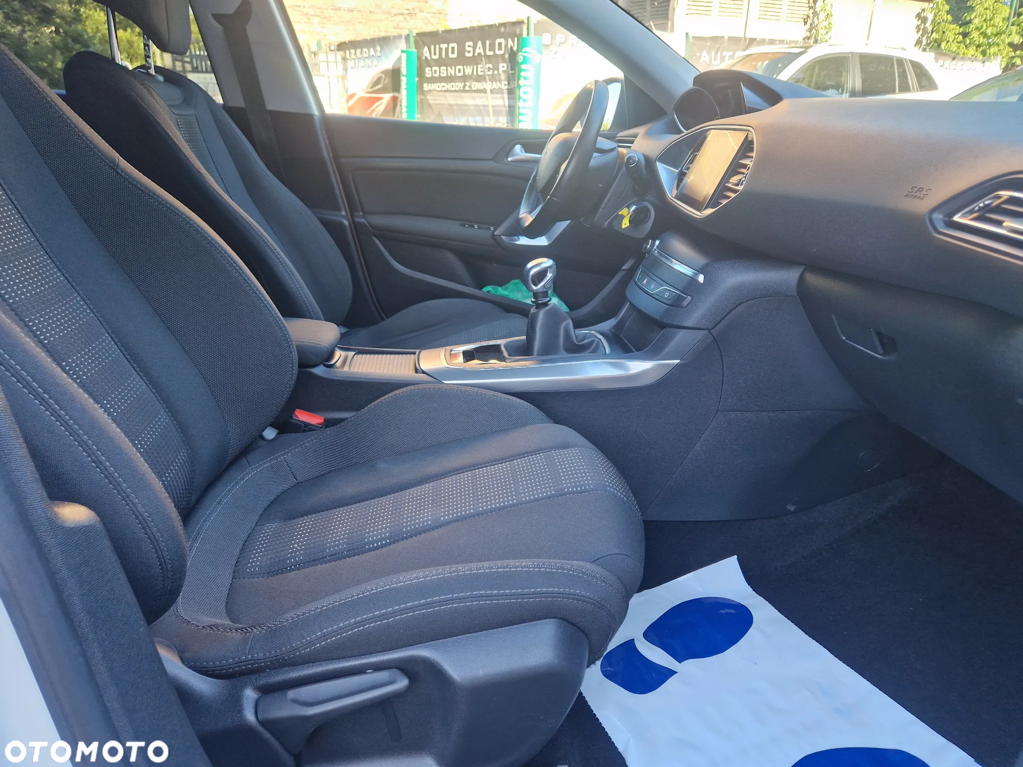Peugeot 308 SW BlueHDi 120 Stop & Start Allure - 33