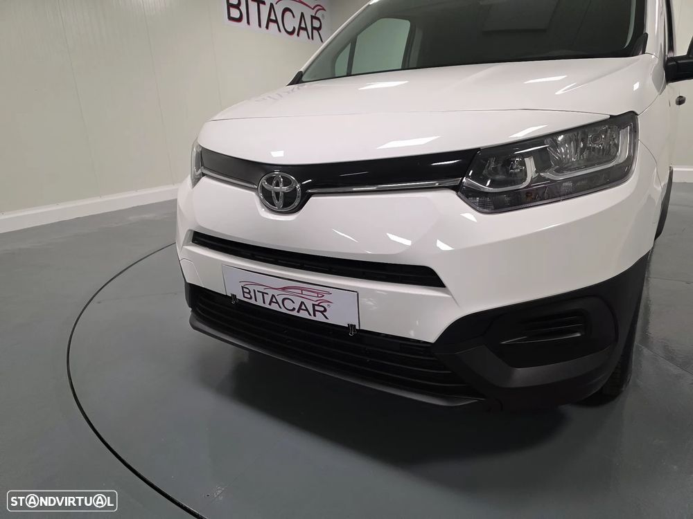 Toyota PROACE CITY 1.5D IVA DEDUTIVEL - 9