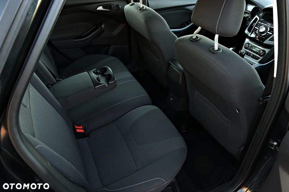 Ford Focus - 35