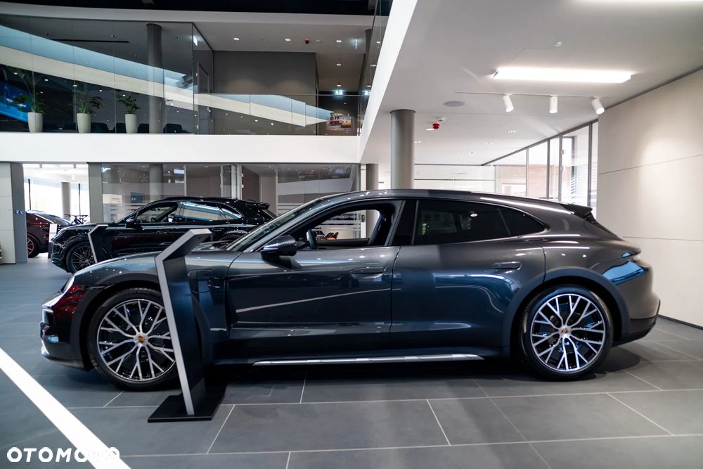 Porsche Taycan 105kWh 4 Cross Turismo - 10