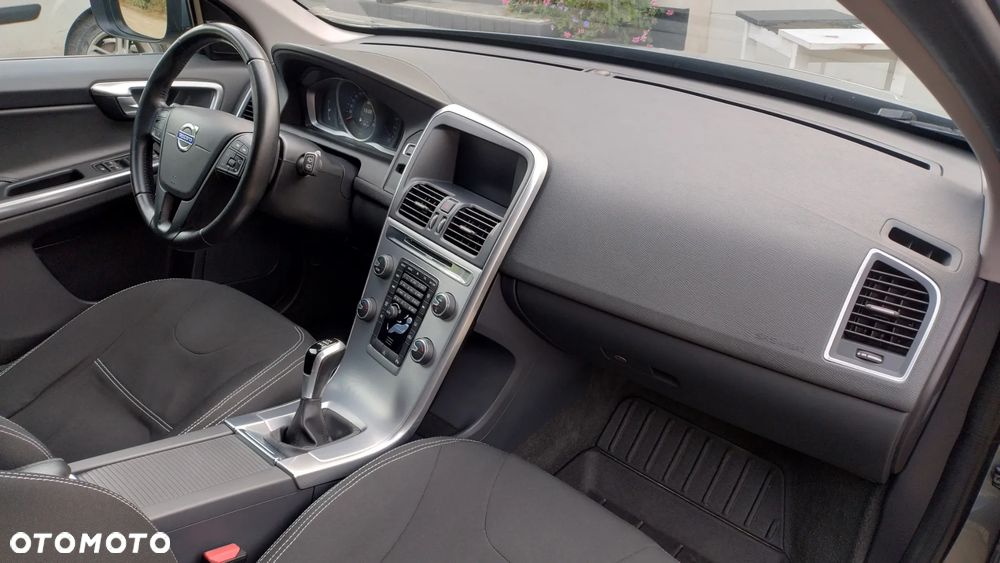 Volvo XC 60 D4 Kinetic - 13