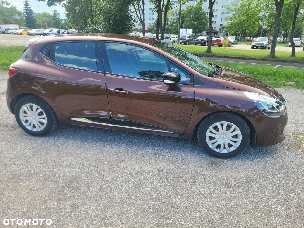 Renault Clio TCe 90 Dynamique - 12