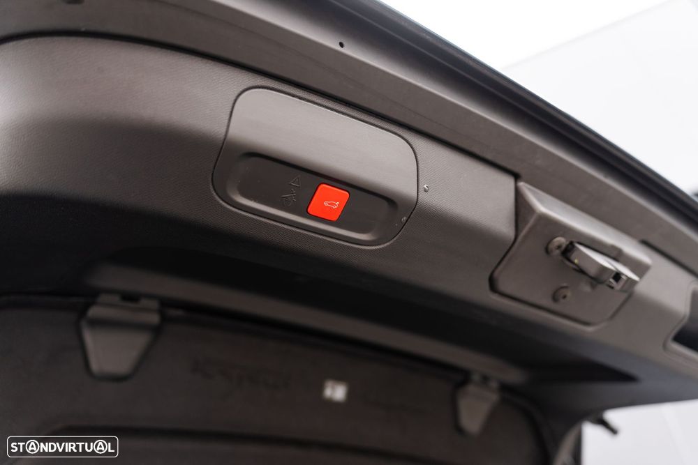 Peugeot 408 180 e-EAT8 GT - 33