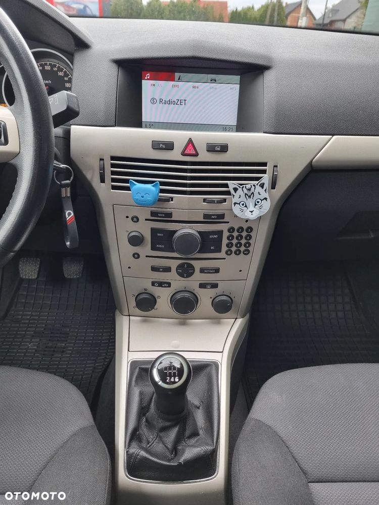 Opel Astra 1.7 CDTI - 13