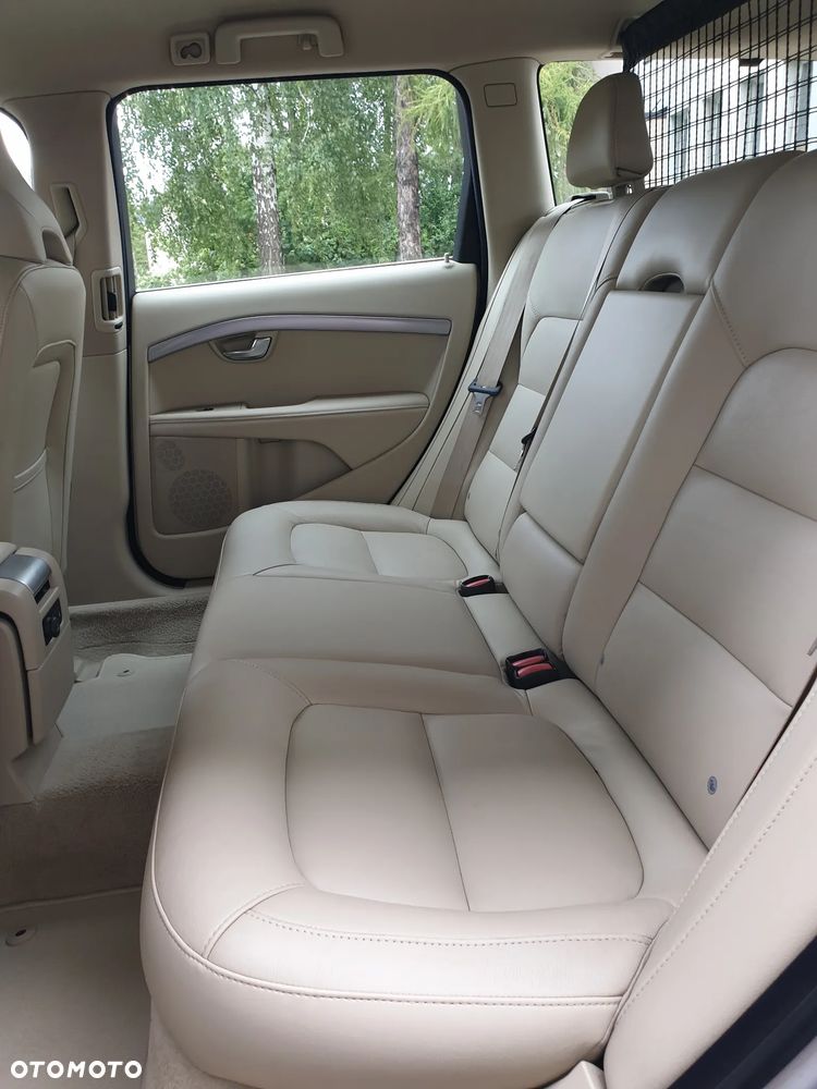 Volvo V70 D4 Geartronic Linje Svart - 34