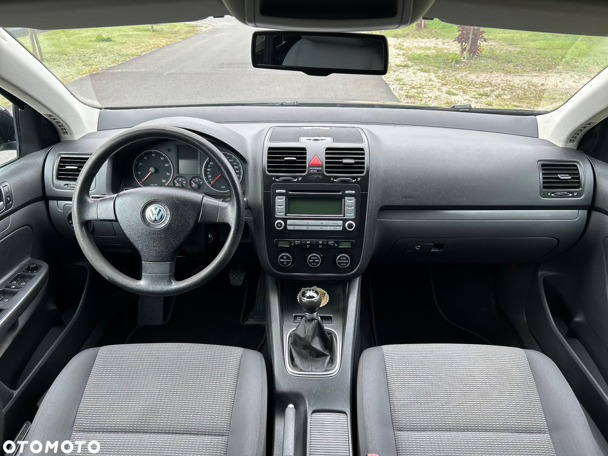 Volkswagen Golf 1.6 Comfortline - 8
