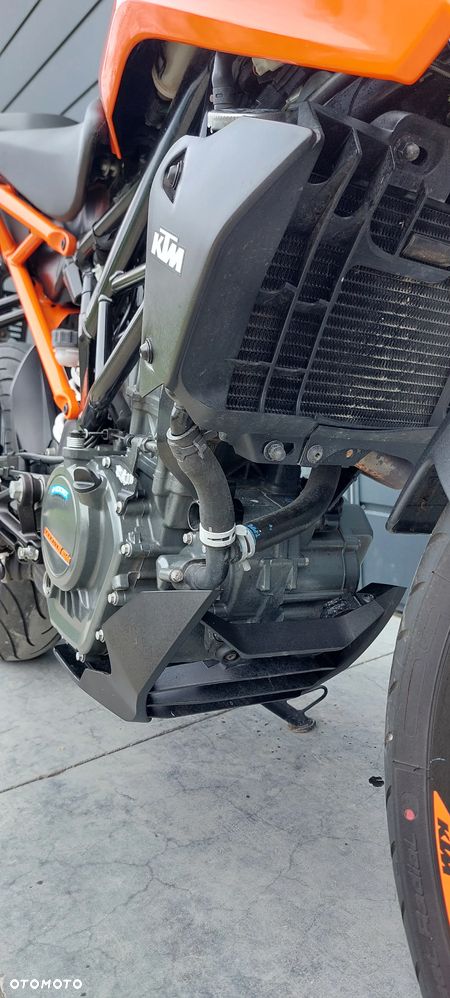 KTM Duke - 25