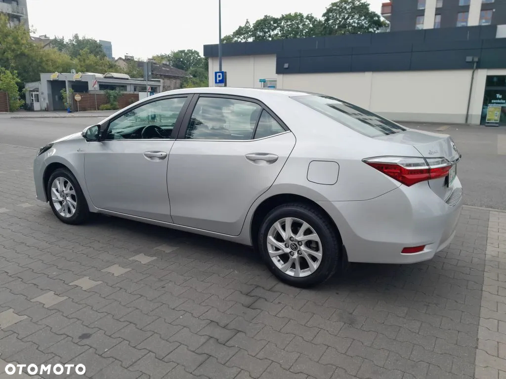 Toyota Corolla 1.6 Comfort - 31