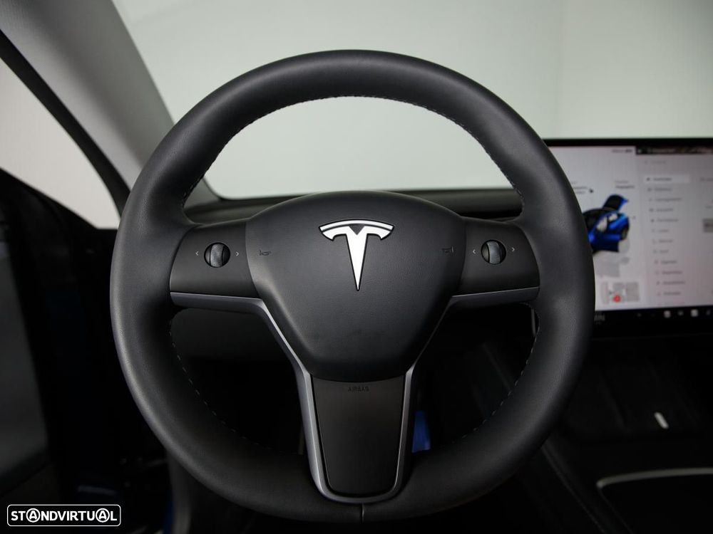 Tesla Model Y RWD - 16