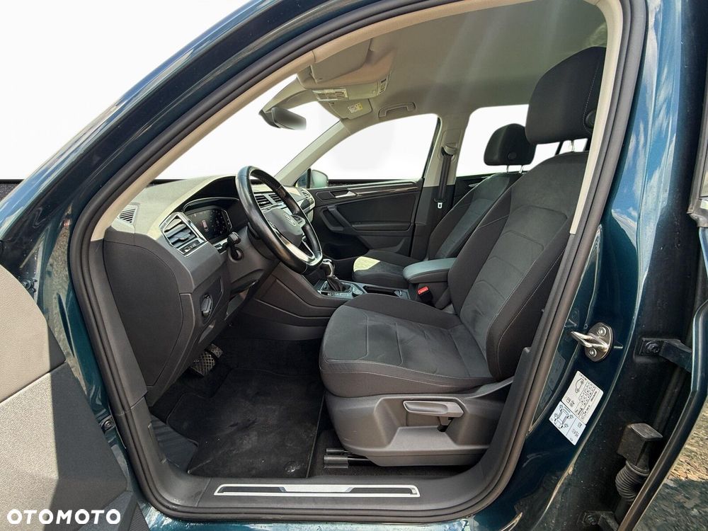 Volkswagen Tiguan 2.0 TSI 4Mot Elegance DSG - 28