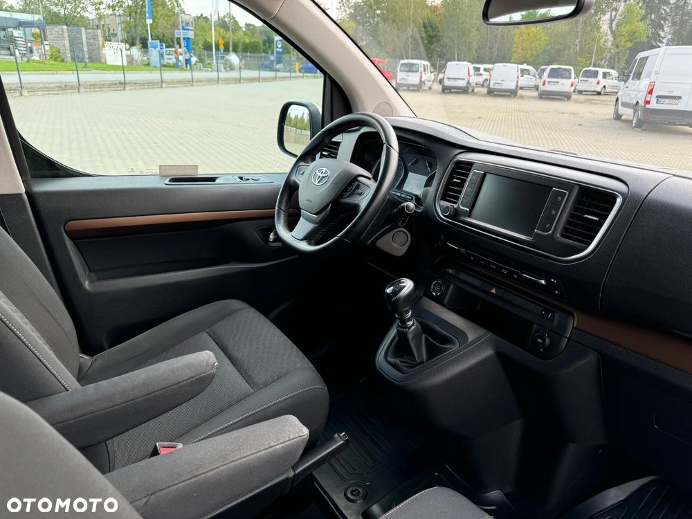 Toyota Proace Verso - 38