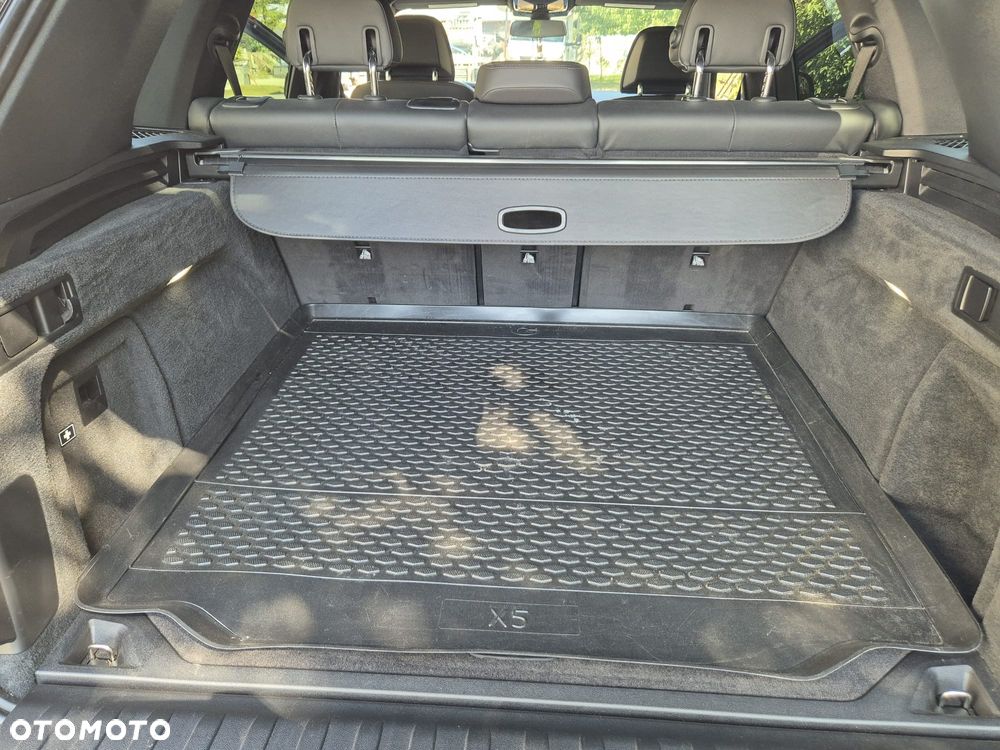BMW X5 xDrive40i - 18