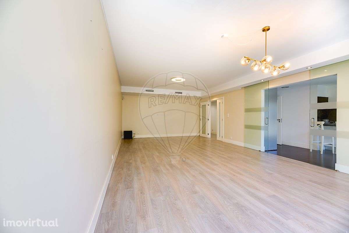 Apartamento T4 para arrendamento - Grande imagem: 4/47