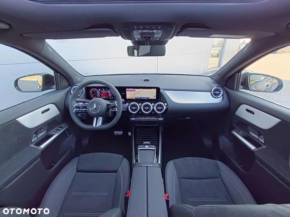Mercedes-Benz GLA 220 mHEV 4-Matic AMG Line 8G-DCT - 7