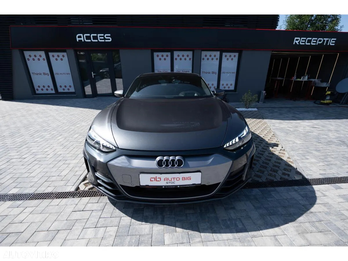 Audi e-tron GT 60 quattro - 2