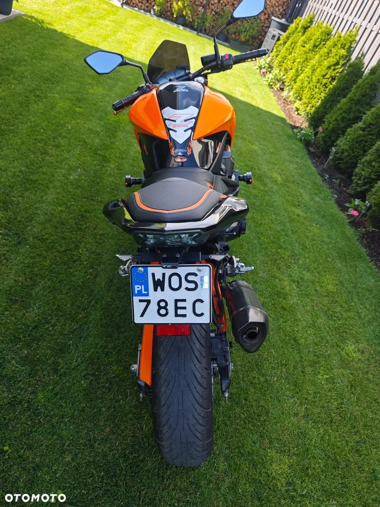 Kawasaki Z - 11