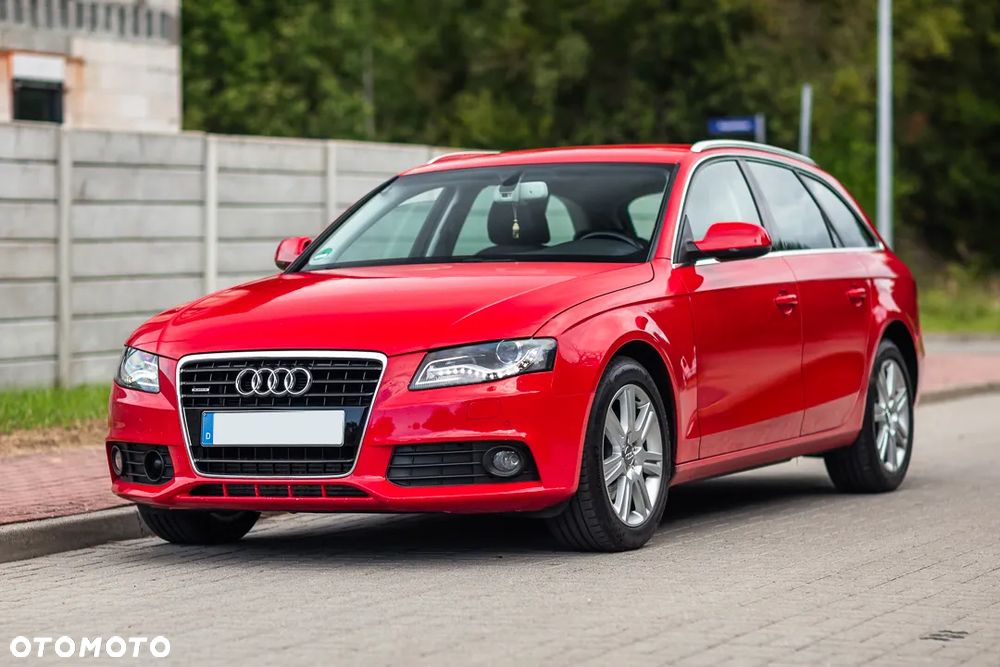 Audi A4 Avant - 10