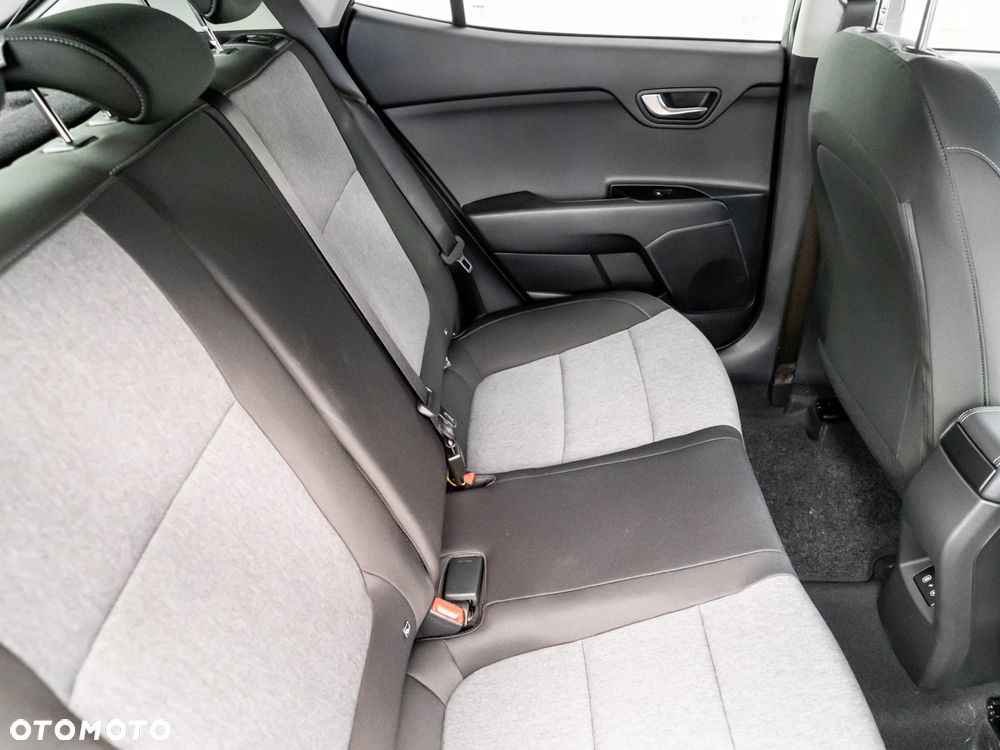 Kia Stonic 1.0 T-GDI L Business Line - 17